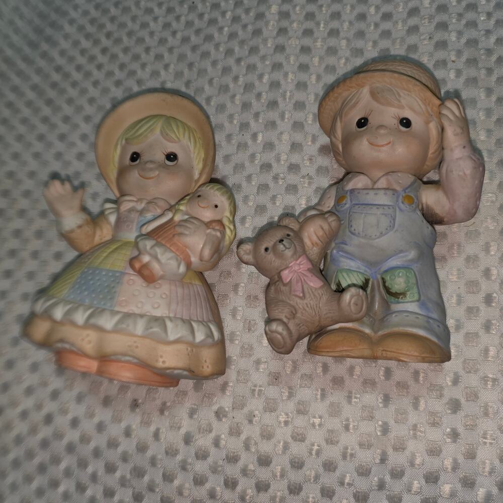 HOMCO VINTAGE BISQUE PORCELAIN CHILDREN FIGURINE SET